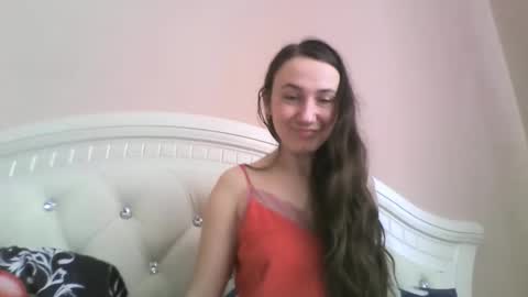 Snapshot of hootloove69 chatting on 10/19/25, 10:38 hootloove69 online show from 10/19/25, 10:38