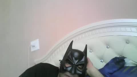 Snapshot of hootloove69 chatting on 10/29/25, 10:06 hootloove69 online show from 10/29/25, 10:06