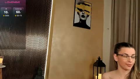 Chloe online show from 06/11/26, 01:38