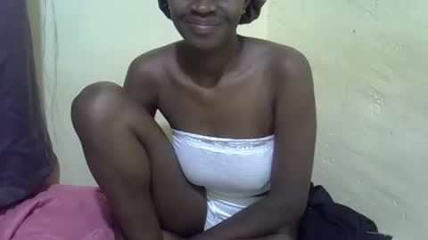 Snapshot of hope_terry chatting on 03/10/25, 03:45 hope_terry online show from 03/10/25, 03:45