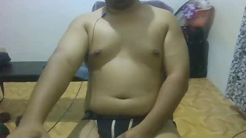 Snapshot of hopefulcub chatting on 12/21/24, 02:47 hopefulcub online show from 12/21/24, 02:47