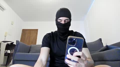 Oliver Saints online show from 05/03/26, 04:02
