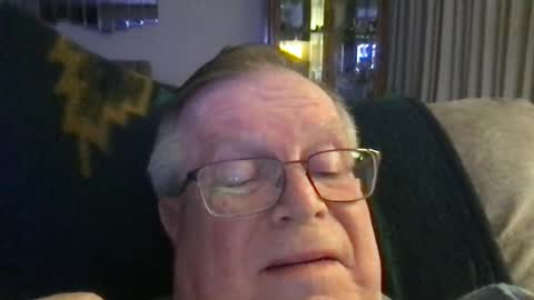 Snapshot of horndog69b chatting on 06/17/26, 08:06 horndog online show from 06/17/26, 08:06