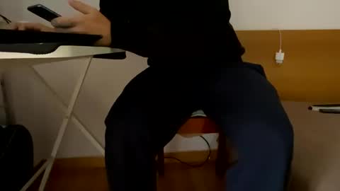 Snapshot of horny_alpha_male_toy chatting on 11/04/25, 09:08 horny_alpha_male_toy online show from 11/04/25, 09:08