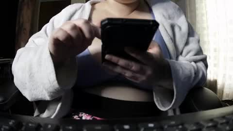 Snapshot of horny_amature_couple chatting on 02/21/25, 06:07 Misty online show from 02/21/25, 06:07