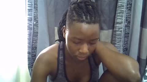 Leila online show from 02/27/26, 08:58