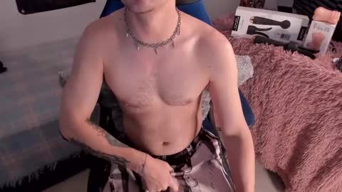 Jhulian online show from 01/08/26, 02:08