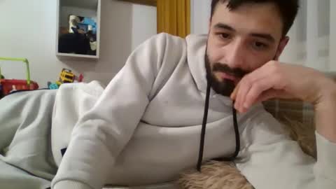 horny_couple9600 online show from 02/11/26, 10:48