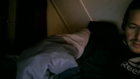 horny_dutch020 online show from 04/02/26, 08:17