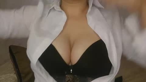 Snapshot of horny_emily1 chatting on 03/22/26, 06:22 call me emily online show from 03/22/26, 06:22