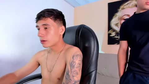 Guys18 online show from 04/18/26, 07:58