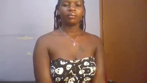 phanice online show from 12/18/25, 05:57