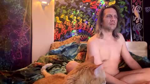 Snapshot of horny_hippie420 chatting on 06/05/26, 11:27 Horny Rockstar420 online show from 06/05/26, 11:27