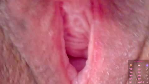 Snapshot of horny_moly chatting on 09/28/25, 09:09 The girl with butterfly lips online show from 09/28/25, 09:09