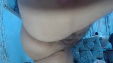Snapshot of horny_mommy17 chatting on 03/12/25, 12:10 armina online show from 03/12/25, 12:10