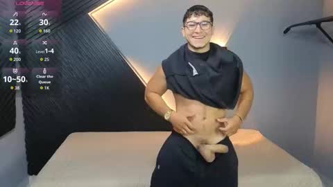 horny_nick18 online show from 03/07/26, 12:02