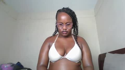 Lucy online show from 02/19/26, 01:29