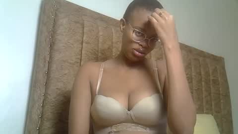 horny_sexy_baby online show from 01/07/26, 11:45