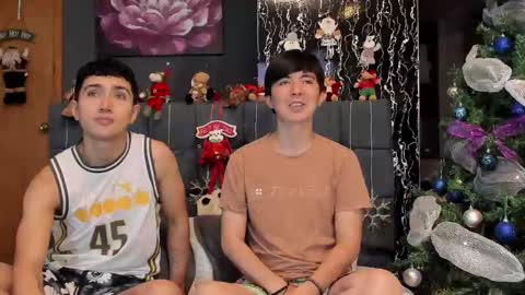 Alex and Camilo online show from 12/07/24, 10:06