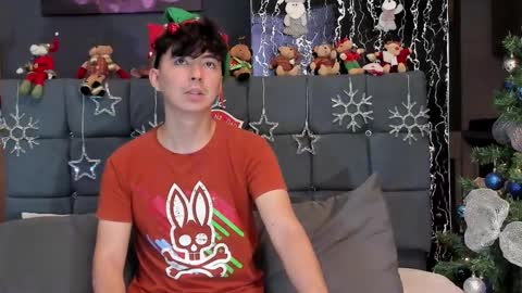 Alex and Camilo online show from 12/23/24, 10:23