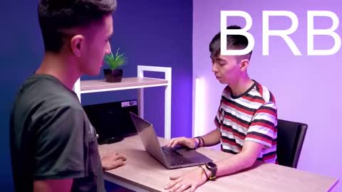 Alex and Camilo online show from 02/16/25, 09:48