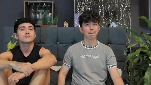 Alex and Camilo online show from 03/04/25, 12:50