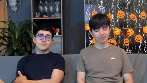 Alex and Camilo online show from 10/26/25, 08:37