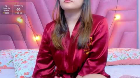 Khloe  online show from 02/04/26, 12:11