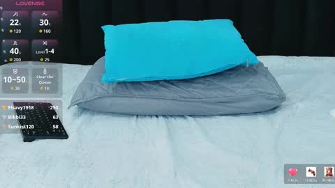 Khloe  online show from 03/02/26, 12:24