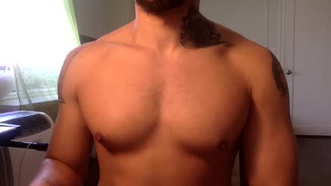 Snapshot of hornybbcxx chatting on 12/18/24, 06:35 hornybbcxx online show from 12/18/24, 06:35
