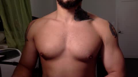 Snapshot of hornybbcxx chatting on 12/22/24, 01:01 hornybbcxx online show from 12/22/24, 01:01