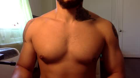 Snapshot of hornybbcxx chatting on 12/23/24, 06:16 hornybbcxx online show from 12/23/24, 06:16