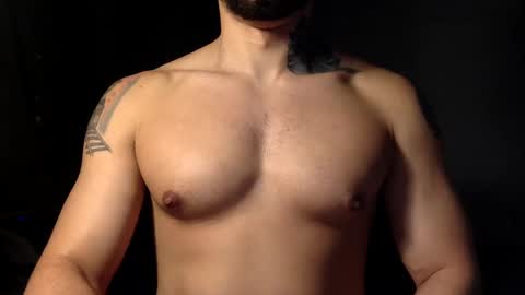 Snapshot of hornybbcxx chatting on 01/16/25, 04:28 hornybbcxx online show from 01/16/25, 04:28