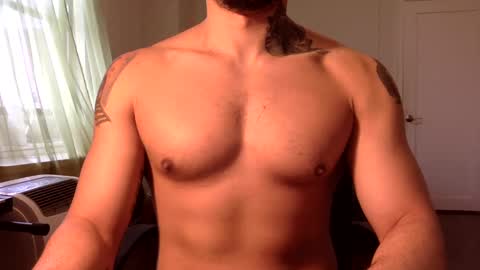 Snapshot of hornybbcxx chatting on 01/19/25, 06:32 hornybbcxx online show from 01/19/25, 06:32
