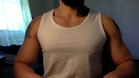 Snapshot of hornybbcxx chatting on 03/11/25, 04:40 hornybbcxx online show from 03/11/25, 04:40