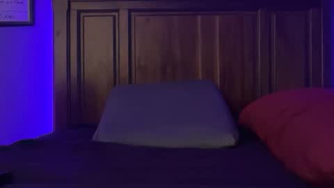 Horny Bear Daddy online show from 03/04/26, 09:59