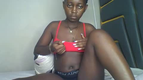 Bella online show from 12/14/25, 04:40