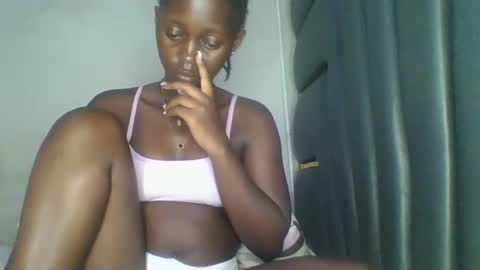 Bella online show from 04/20/26, 07:00