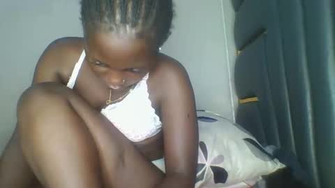 Bella online show from 04/24/26, 07:55