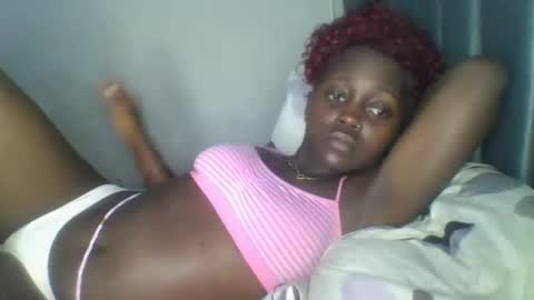 Snapshot of hornybella84 chatting on 05/02/26, 06:35 Bella online show from 05/02/26, 06:35