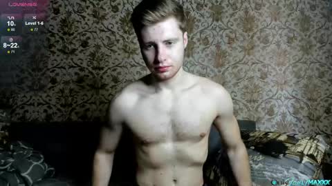 Max online show from 04/17/26, 06:16