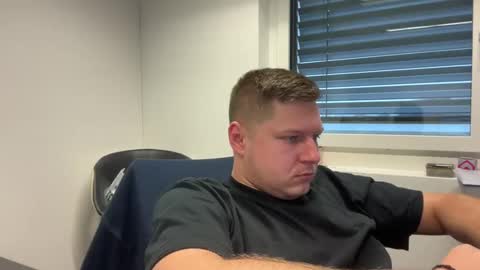 hornyboy95300 online show from 12/27/24, 08:24