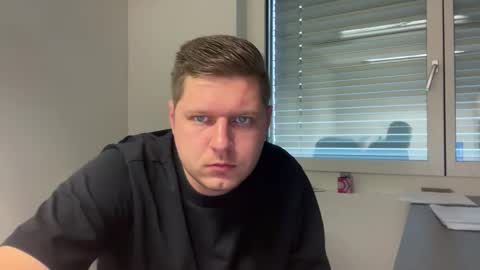 hornyboy95300 online show from 11/08/25, 08:47