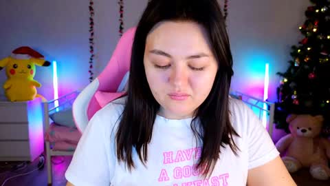 Snapshot of hornycakee chatting on 12/29/24, 09:39 HornyCakee online show from 12/29/24, 09:39