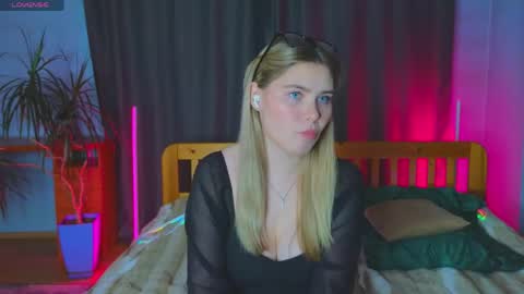 Jolly online show from 04/19/26, 02:05