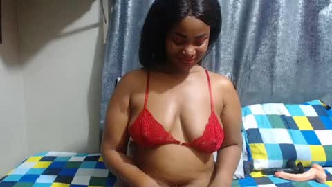 hornyebony4uxx online show from 06/27/26, 02:16