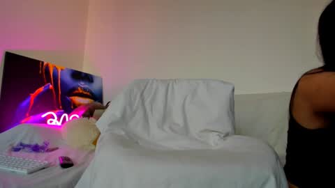 Emma online show from 01/15/25, 08:41