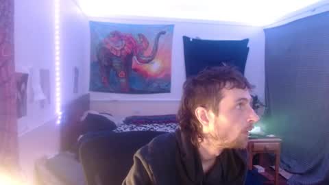 Snapshot of hornyfucktard chatting on 02/11/25, 10:15 Shea online show from 02/11/25, 10:15