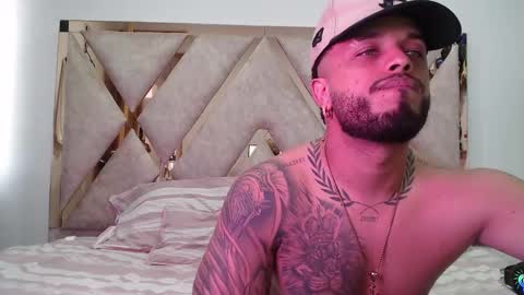 Snapshot of hornygirl_20000 chatting on 10/21/25, 08:42 hornygirl_20000 online show from 10/21/25, 08:42