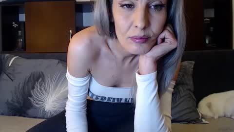 AshlineKatte online show from 01/14/26, 10:21